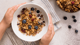 La granola es una excelente opción para comer en el desayuno