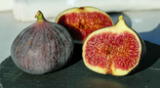 Este fruto contiene altos valores vitamínicos que se ha convertido muy apreciado en las dietas de las personas.
