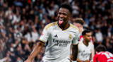 Vinicius marca el gol de la victoria parcial de Real Madrid.