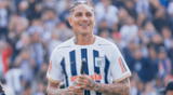 Paolo Guerrero firmó año y medio por Alianza Lima, hasta el 2025.