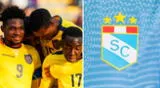 Futbolista ecuatoriano se luce con camiseta de Sporting Cristal.