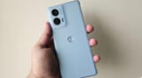 Celular de Motorola de gama media tiene potente cámara.