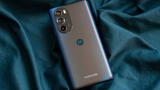 El Motorola Edge 30 Pro es uno de los mejores teléfonos de gama alta que fue lanzado en 2022.