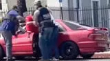 Durante un operativo, arrestan a un hombre cerca de la escuela de su hijo.