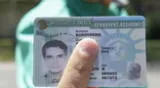 Conoce si la Green Card puede servirte como documento de identidad en el país.