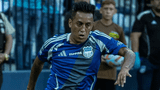 Christian Cueva fue titular en la derrota de Emelec ante Barcelona en el clásico ecuatoriano por la Liga Pro.