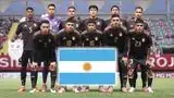 Campeón argentino busca firmar a figura de 19 años que puede jugar con Perú Campeón argentino busca firmar a figura de 19 años que puede jugar con Perú