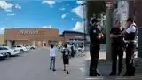 Una llamada de swatting provocó un falso aviso de bomba en Walmart. Una llamada de swatting provocó un falso aviso de bomba en Walmart.