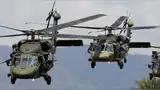 Estados Unidos rompe un récord Guinness con la mayor formación de helicópteros militares. Estados Unidos rompe un récord Guinness con la mayor formación de helicópteros militares.