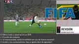 Exárbitro FIFA se pronuncia sobre polémica falta de Advíncula a Concha.