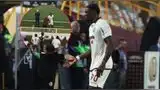 Sekou Gassama se fue pifiado en Universitario.