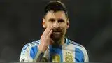 Lionel Messi y su única amenaza. Lionel Messi y su única amenaza.