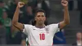 Jude Bellingham convirtió un doblete para la victoria parcial de Inglaterra. Jude Bellingham convirtió un doblete para la victoria parcial de Inglaterra.