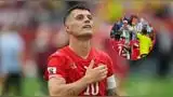 Granit Xhaka habló sobre la expulsión de Breel Embolo. Granit Xhaka habló sobre la expulsión de Breel Embolo.