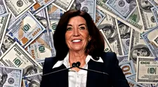 Buenas noticias, Nueva York: Kathy Hochul anuncia cheques de reembolso y crédito fiscal para Long Island