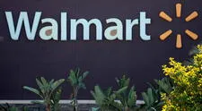 Pánico en Walmart: reportan hallazgo de vehículo que fue robado en estacionamiento de tienda junto a objetos