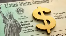 ¡Recibe tu cheque de estímulo YA! 3 formas rápidas y efectivas de cobrarlo en Estados Unidos