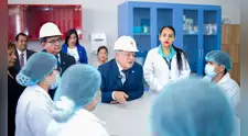 Dr. César Acuña inaugura laboratorio de neurodidáctica y anuncia nuevo edificio para Chimbote
