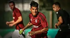 Hinchas del Sparta Praga califican el debut de Joao Grimaldo: "El típico..."