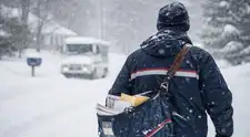 INDIGNACIÓN en Estados Unidos: cartero de USPS queda sin sueldo tras exponer abandono en plena tormenta invernal