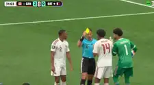 Comentarista de DSports arremetió contra árbitro chileno por error en el Canadá vs Qatar: "Un desastre"
