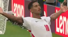 Jude Bellingham anotó un doblete y puso el 2-1 de Inglaterra sobre Noruega en los descuentos