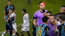 Erick Noriega salió expulsado ante Bolívar y Gremio quedó eliminado de la Copa Sudamericana