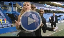 Vea cómo los jugadores del Chelsea "vacilan" a una reportera