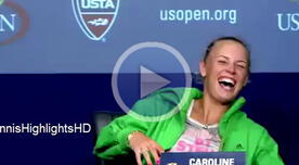 Caroline Wozniacki imitó los calambres que tuvo Rafael Nadal en conferencia de prensa