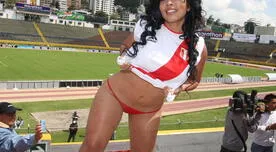 (FOTOS) Tomó Quito: Irina Grández se desnudó en el Atahualpa