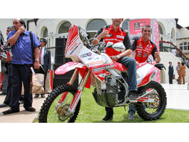 Rally Dakar 2014: Peruano Eduardo Heinrich finalizó la etapa 1 en motos