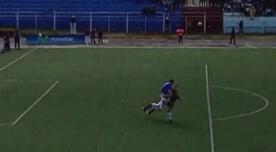 Copa Inca: Miguel Mostto chocó fuerte con el portero del Melgar y quedó inconsciente en el piso [VIDEO]
