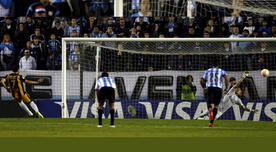 Copa Libertadores: Arquero suplente atajó penal al ingresar al campo [VIDEO]