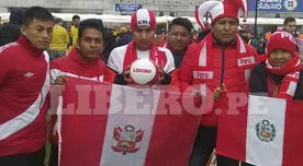 Perú: hinchas hicieron cánticos a la espera de la llegada de la selección al Estadio Germán Becker [FOTOS/VIDEO]