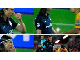Luis Suárez fue víctima de desleal acción de Filipe Luis en duelo de Champions League | VIDEO