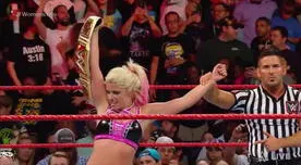 WWE RAW: Alexa Bliss venció a Sasha Banks y es la nueva campeona de mujeres [VIDEO]