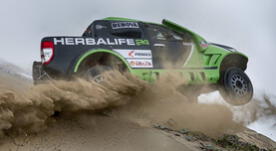 Nicolás Fuchs abandonó el Desafío Inca del Dakar Series por incendio de su camioneta [FOTO]