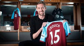 El legendario Peter Crouch firma con el Burnley y volverá a jugar en la Premier League
