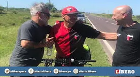 Hincha de Colón viajó en bicicleta desde Argentina a Asunción para alentar a su equipo en la final de la Sudamericana