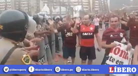 River vs Flamengo: Hinchas del ‘Mengao’ agradecieron así la labor de la PNP en la final de la Libertadores [VIDEO]