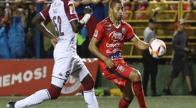 Alajuelense no pudo de local y empató 2-2 contra Saprissa en el lásico de Costa Rica