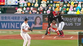 Usan peluches de Pokémon como sus nuevos "hinchas" en partido de béisbol en Corea