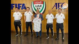 Entrenador peruano fue presentado como asistente técnico de Jorge Luis Pinto en selección de Emiratos Árabes
