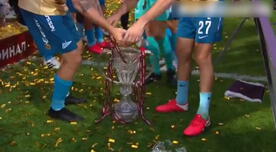 Insólito: jugadores de Zenit rompieron la Copa de Rusia en plena celebración [VIDEO]