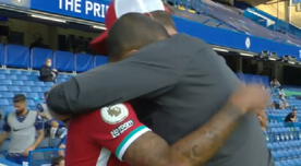 Thiago Alcántara y el abrazo que recibió de Klopp en su debut en la Premier League