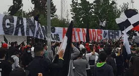 Hinchas de Colo Colo realizaron banderazo y amenazaron a los jugadores: "Ganan o los matamos"