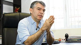 Julio Guzmán anunció que dejará ser presidente del Partido Morado