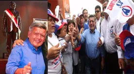 César Acuña es viral por su mini estatua con la banda presidencial