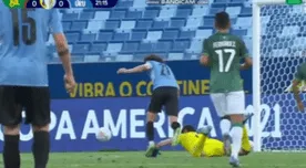 Carlos Lampe y su genial atajada que pudo acabar en gol de Cavani - VIDEO