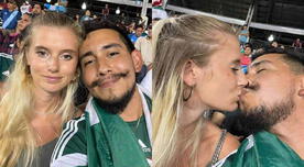 Pareja de novios fue la sensación en el juego de México en Copa Oro